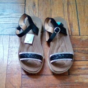 Women’s Black Strappy Comfort Sandals with Braided Detail by YOKI. SIZE 5 1/2